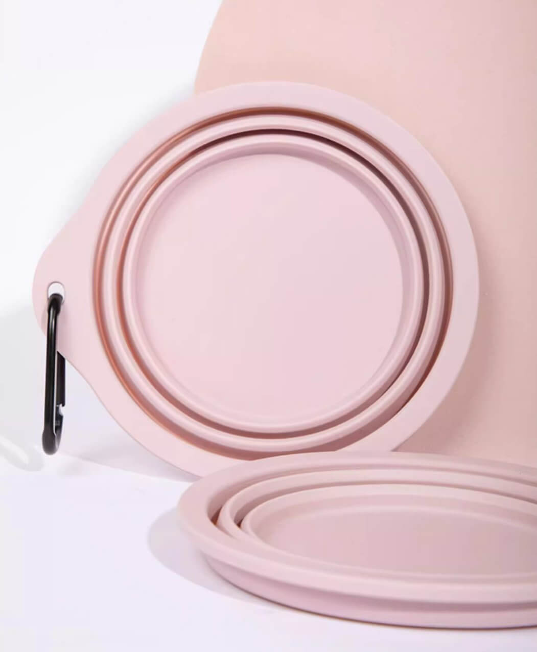 Collapsible Skid Pet Water Food Bowl with Carabiner for Dogs Cats 600ml - Happy 4 Paws